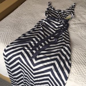Maxi dress in chevron pattern